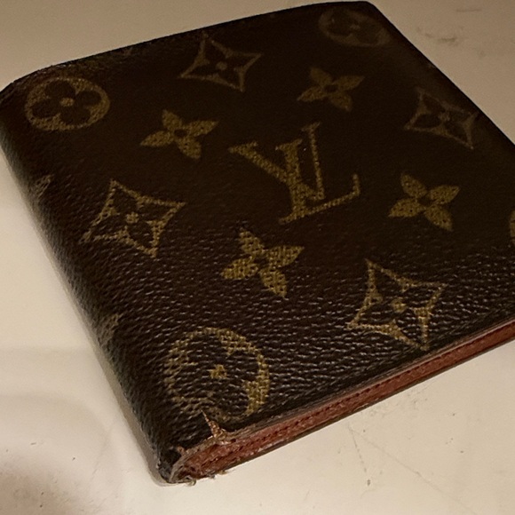 Louis Vuitton Monogram men’s wallet - Picture 2 of 6